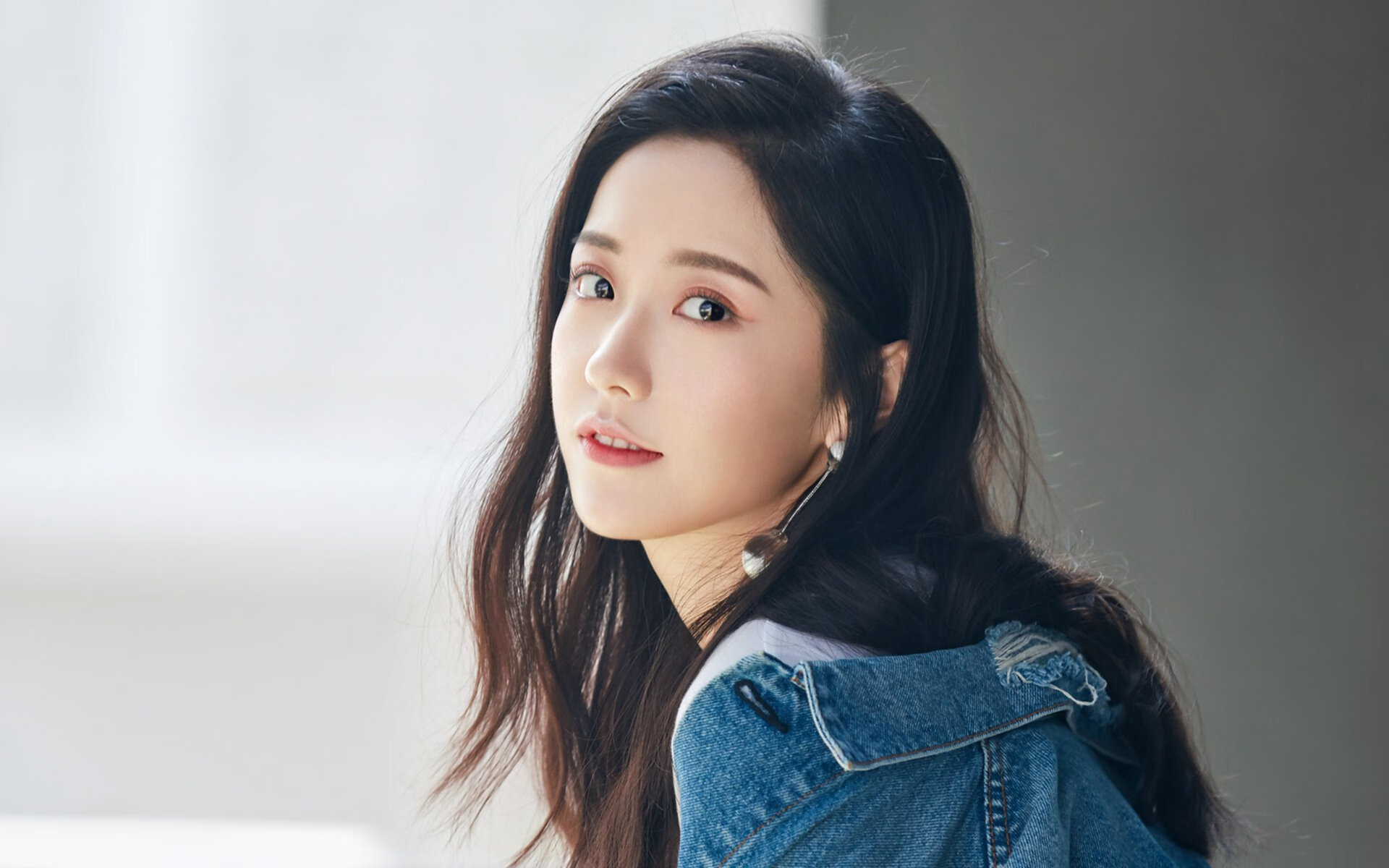 Kaiyun官方登录入口-纽瓦斯特将军助力佛罗伦萨大胜对手，纽伦瓦尔