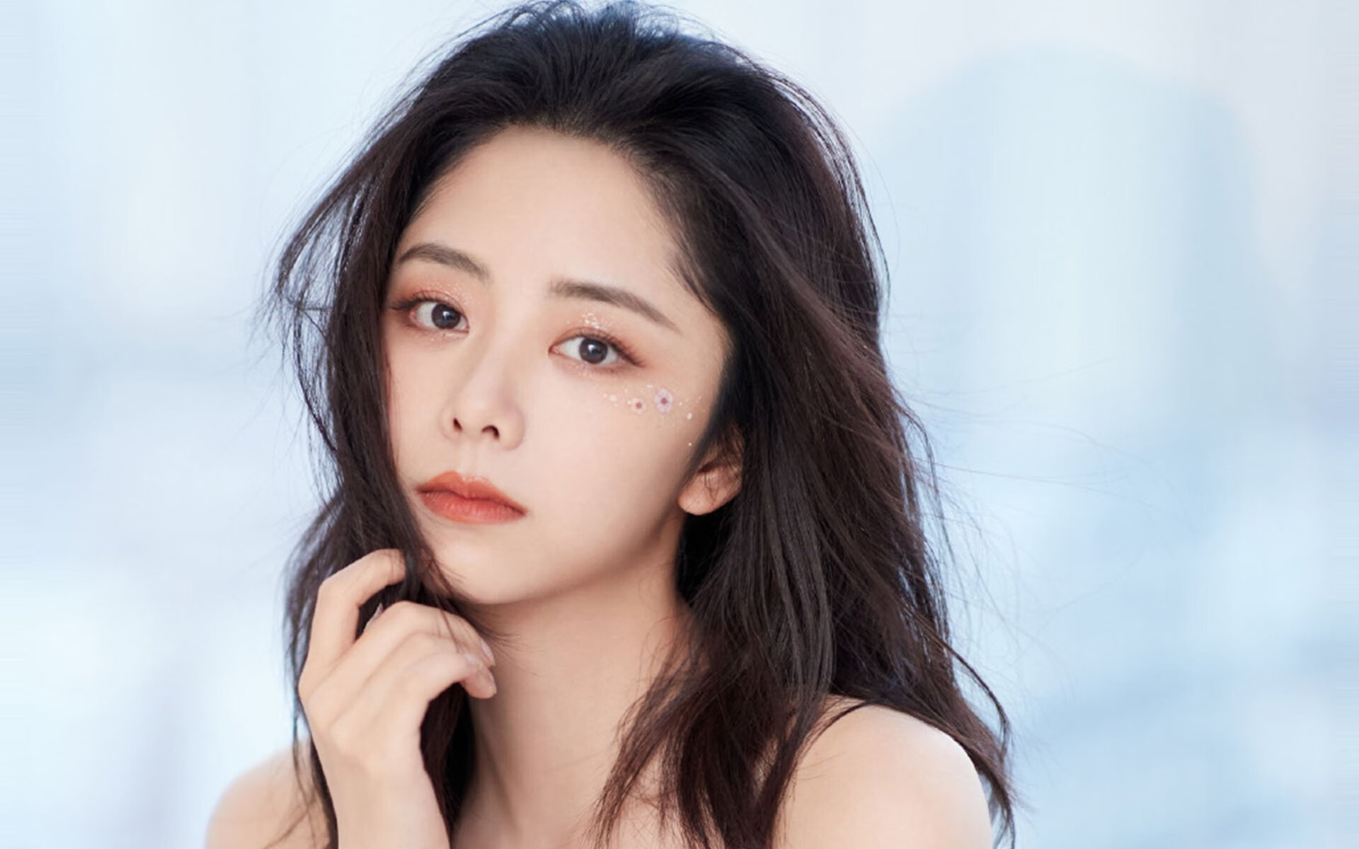 开云官网APP下载-世界杯激烈纷争：战术变化层出不穷，世界杯争议