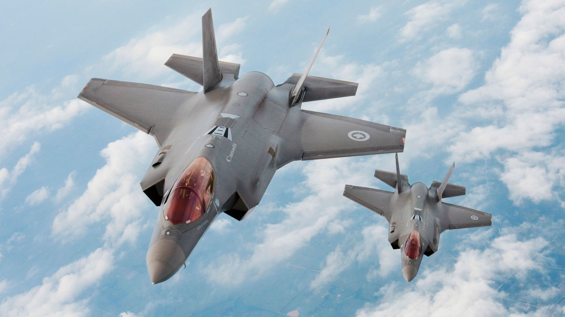 开云网页版-英超激烈角逐，豪门纷纷奋战争夺榜首